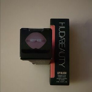 HUDA BEAUTY Lip Blush Creamy Lip & Cheek Tint - Rosy Kiss